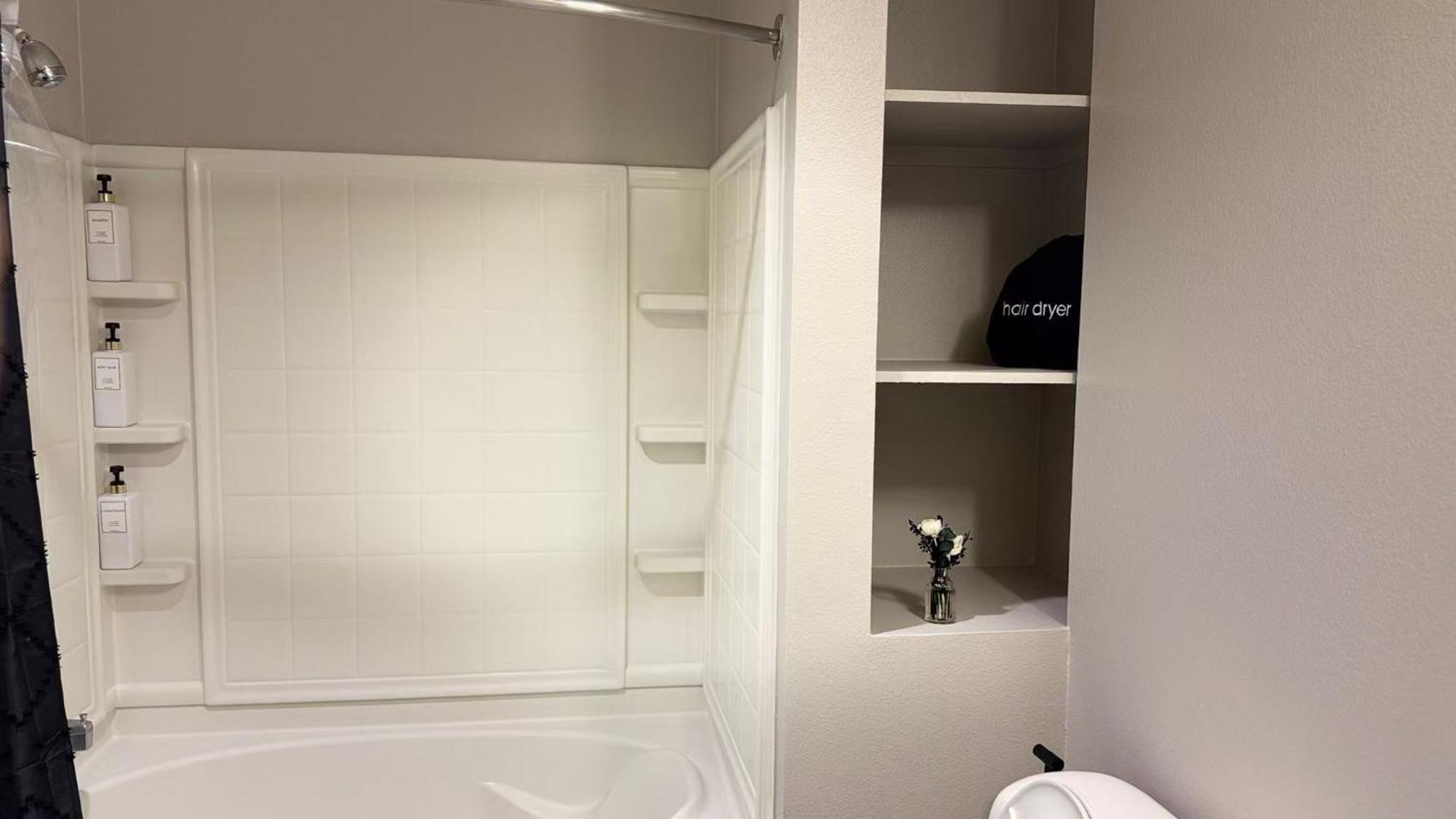 1br Retreat In La Free Parking Walk To Lacma
